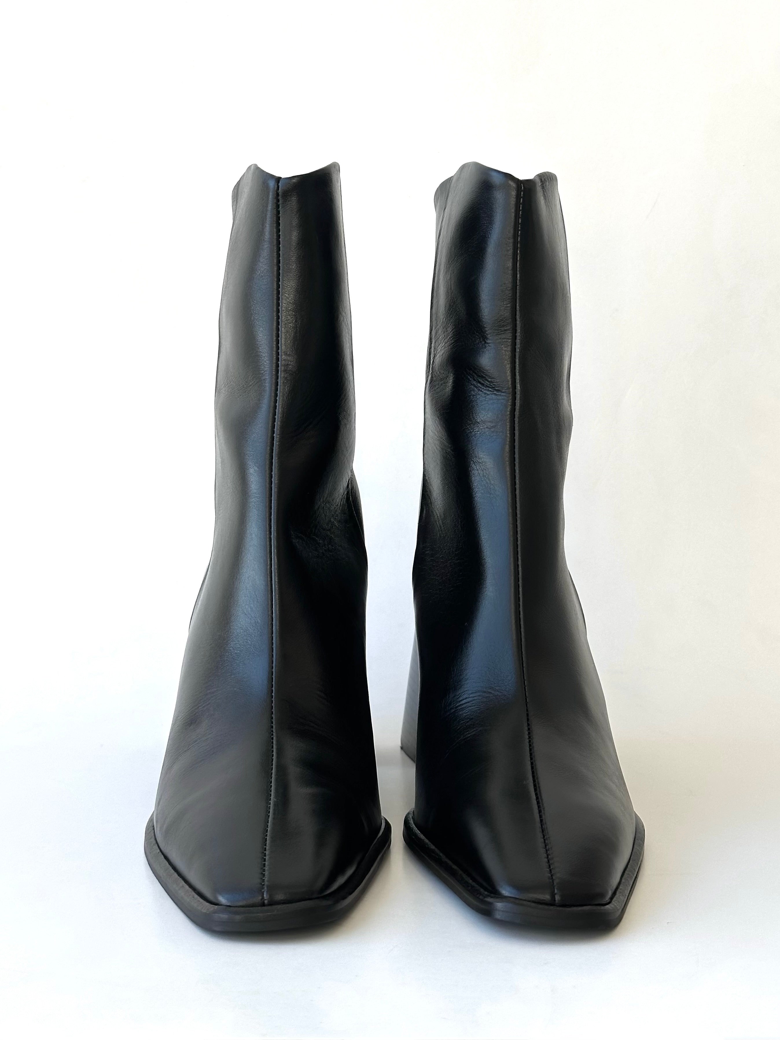 Bota Anne Couro Preta