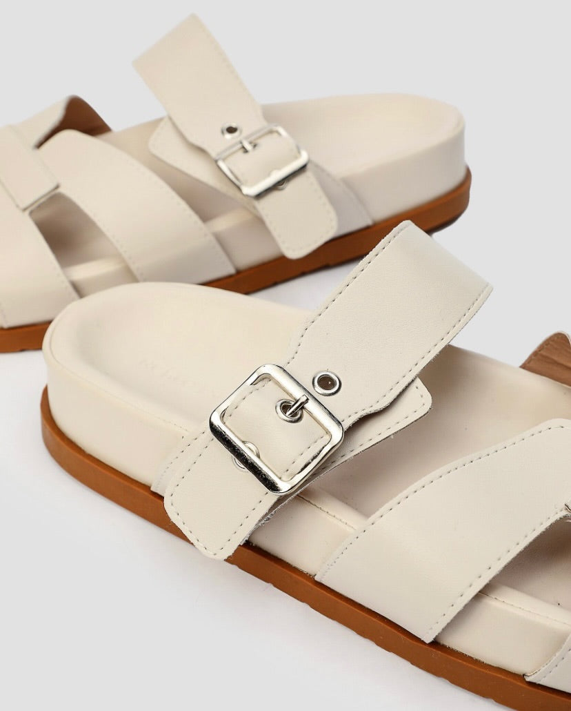 FLAT HERA OFF WHITE