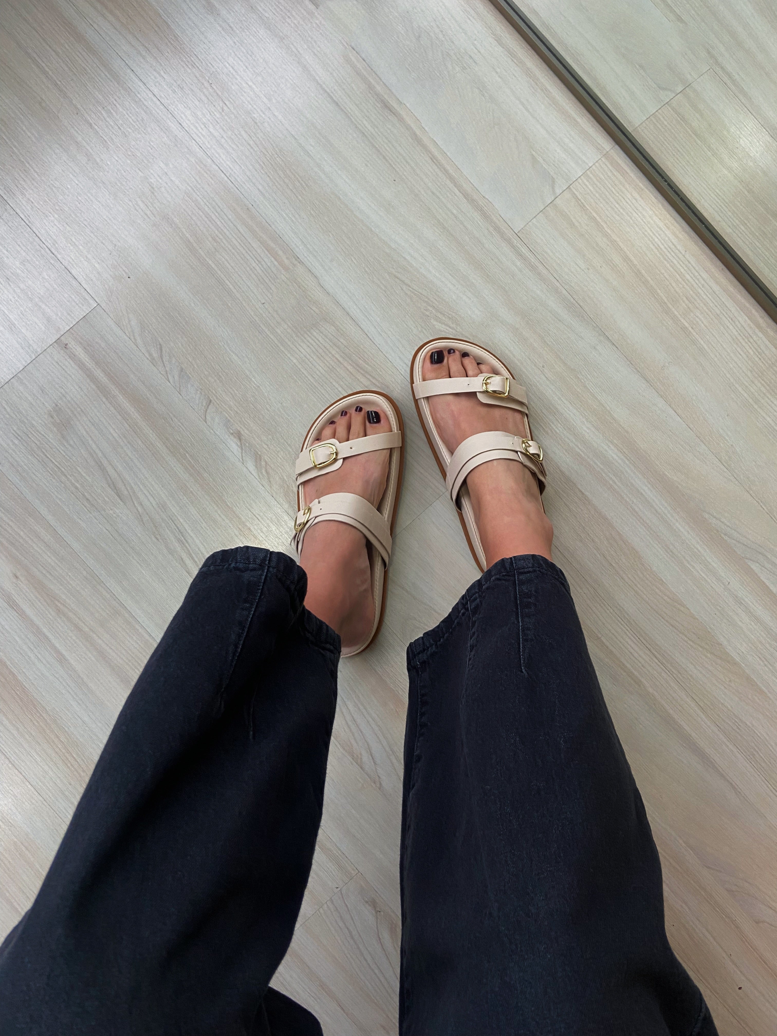 FLAT NAOMI MACADÂMIA