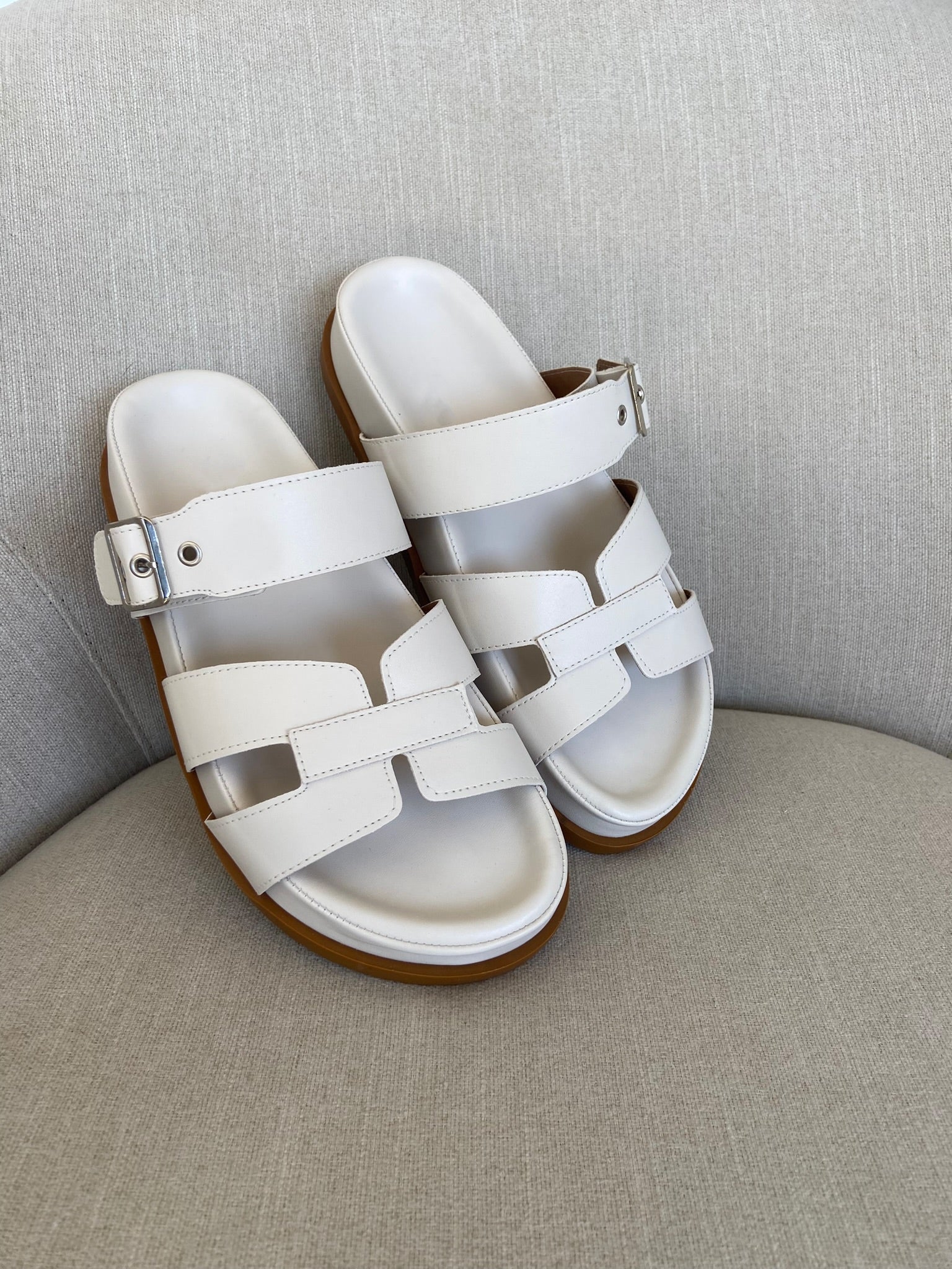 FLAT HERA OFF WHITE