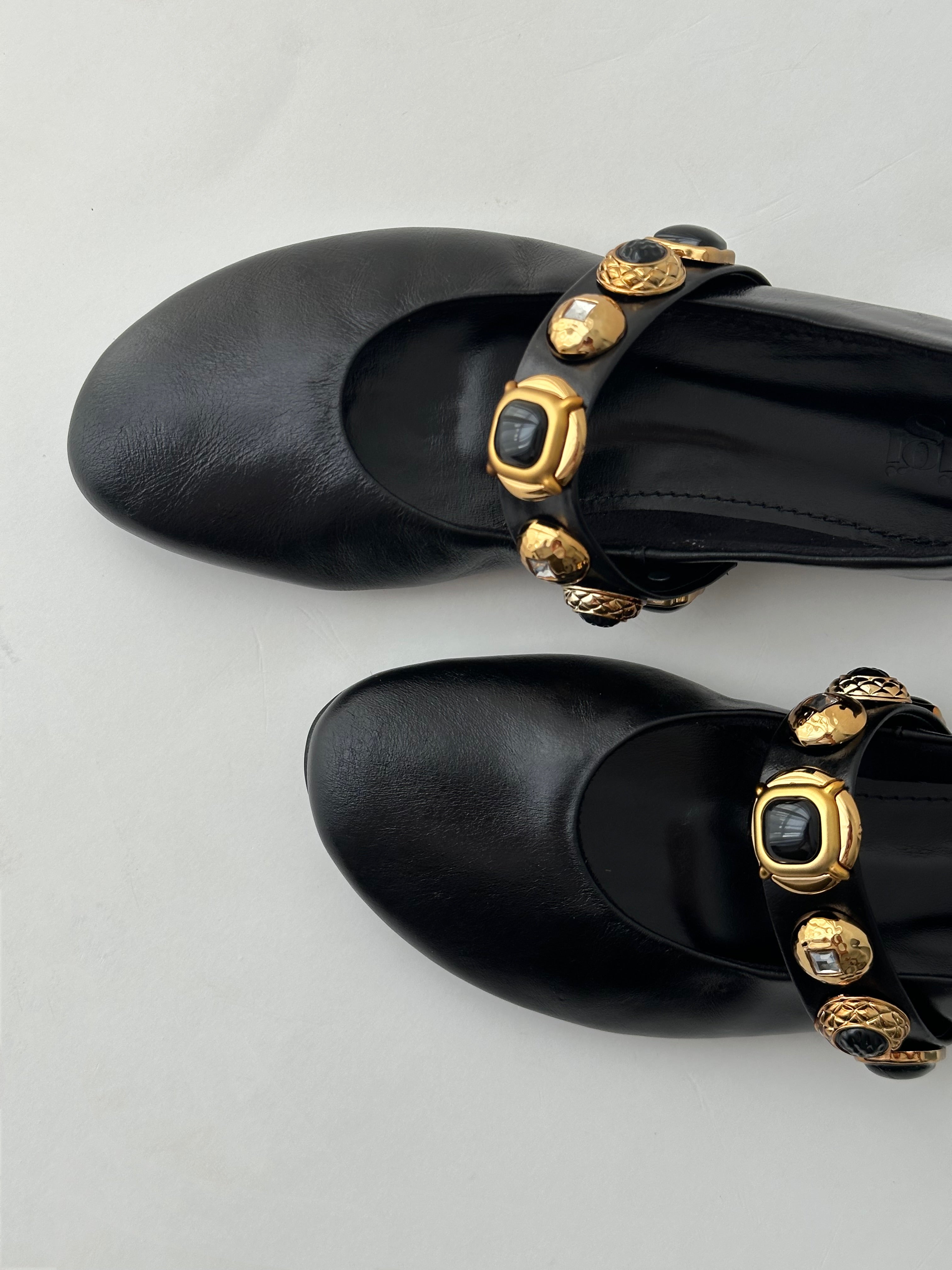 SAPATILHA GAIA COURO PRETO