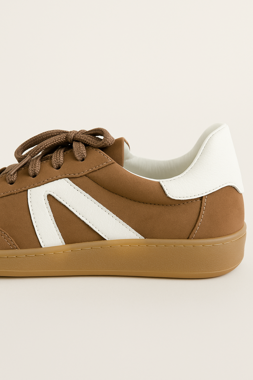 TÊNIS FEMININO CELINA - MARROM NOBUCK