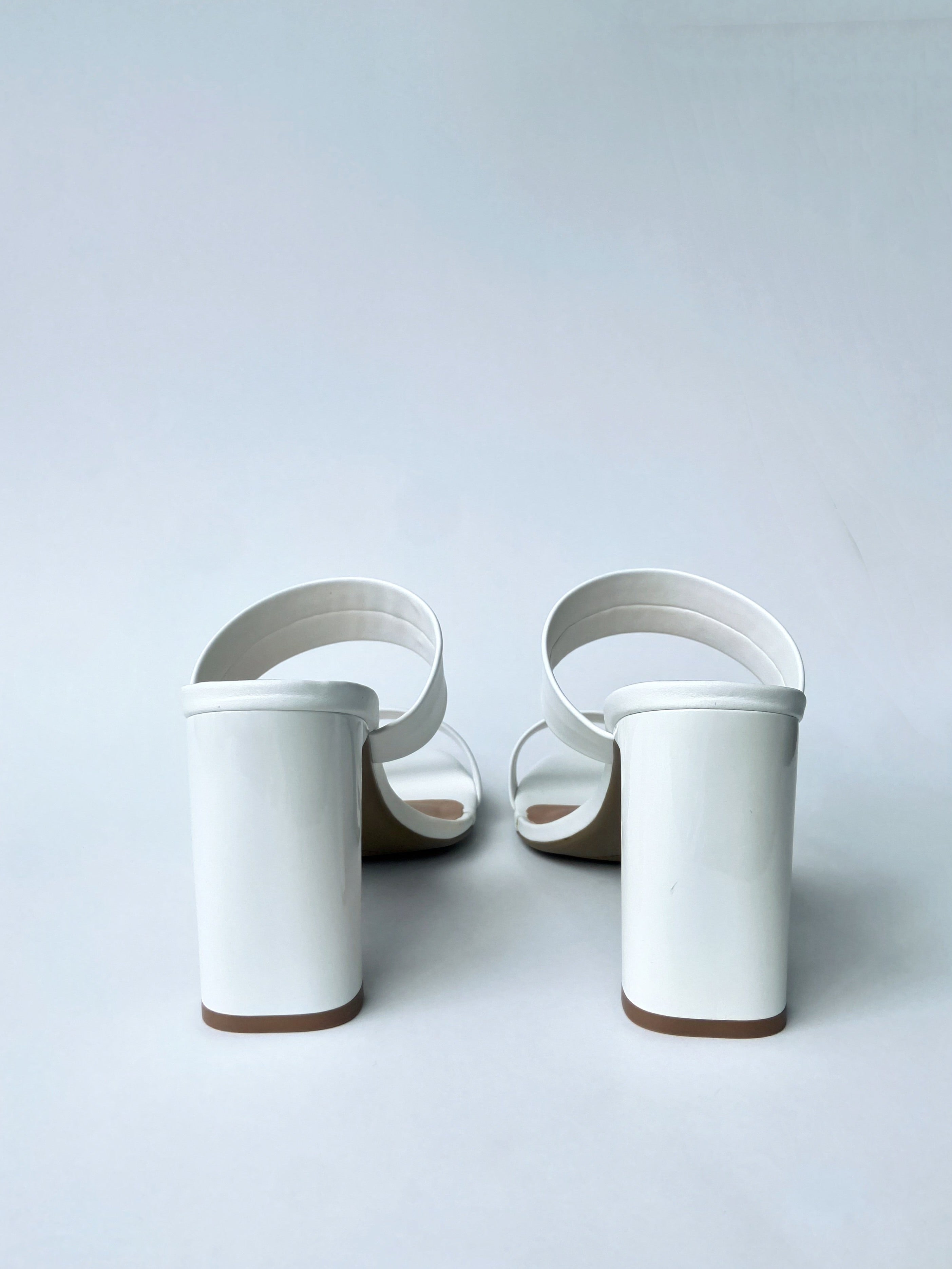 TAMANCO DAISY OFF WHITE