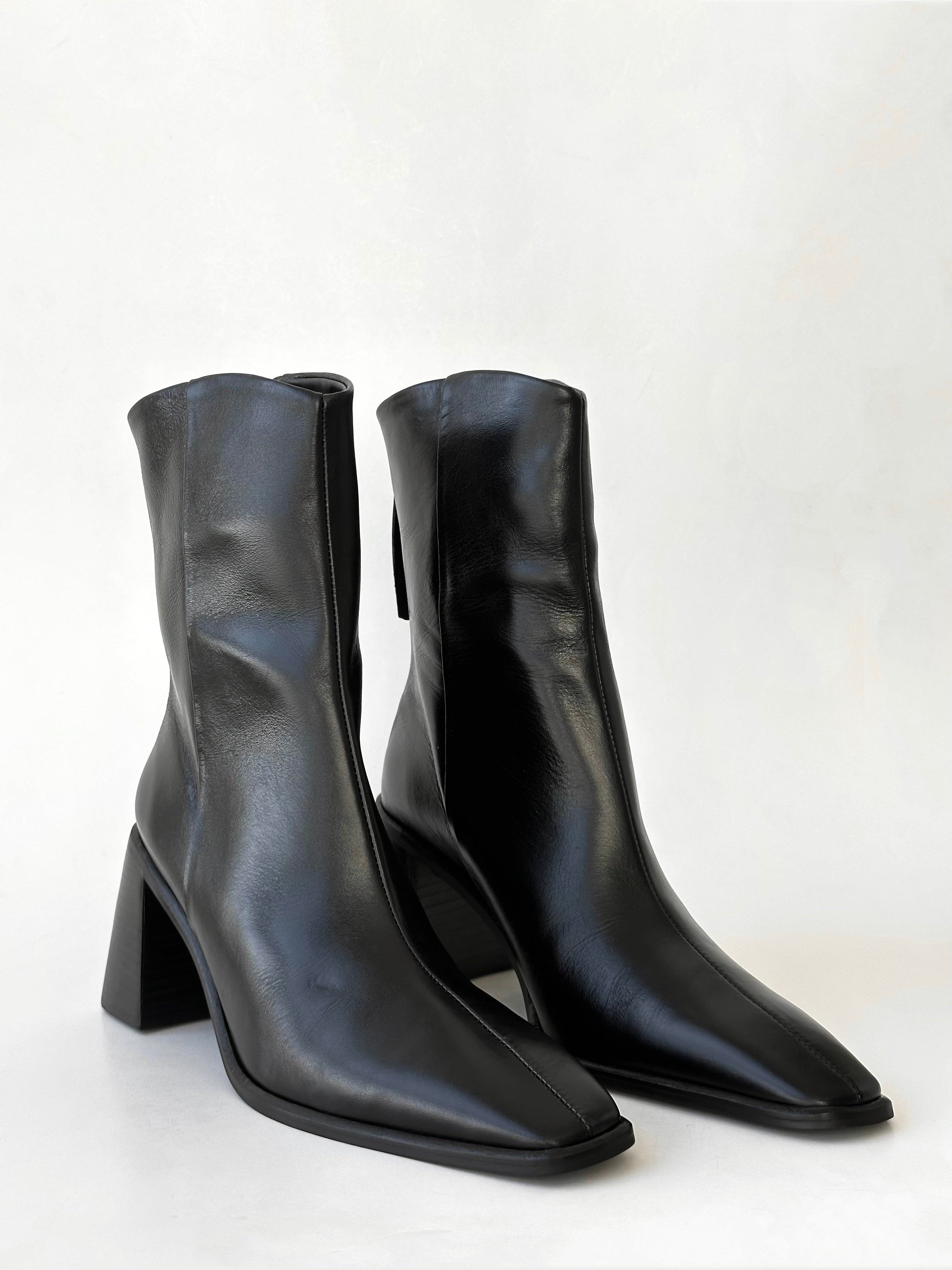 Bota Anne Couro Preta