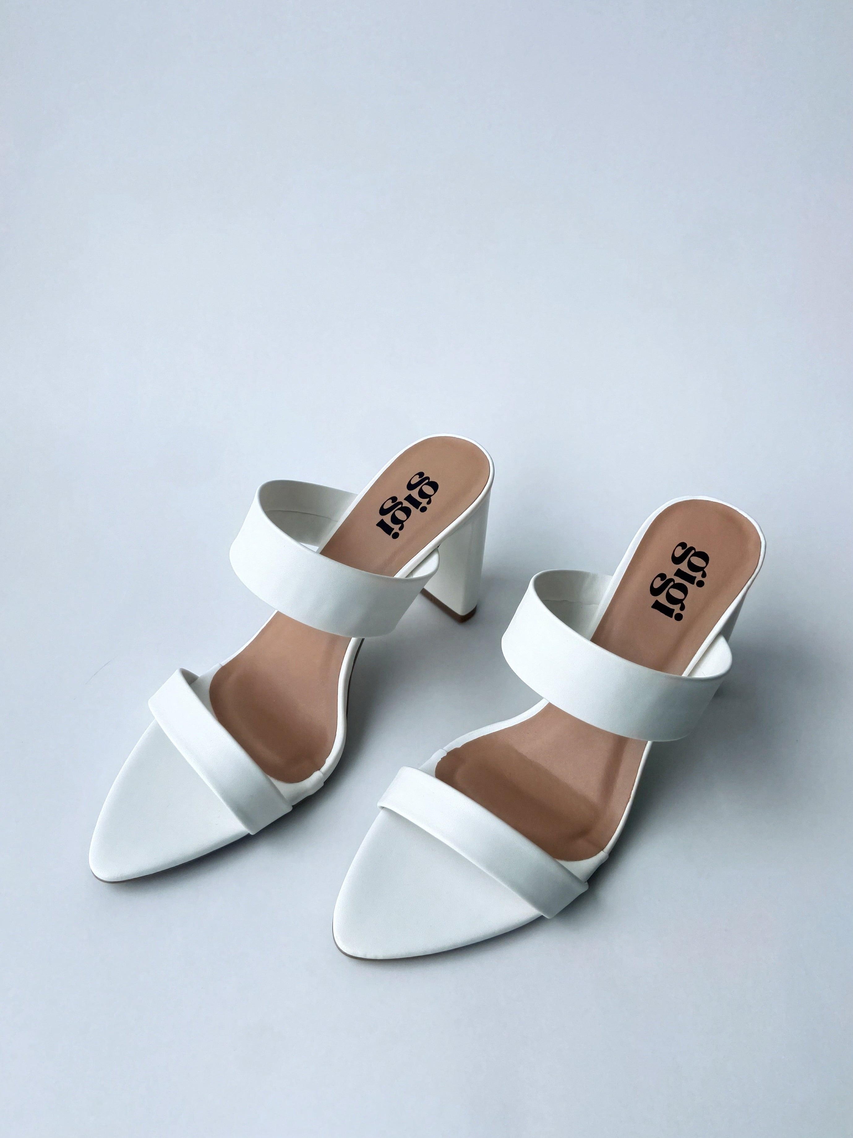 TAMANCO DAISY OFF WHITE