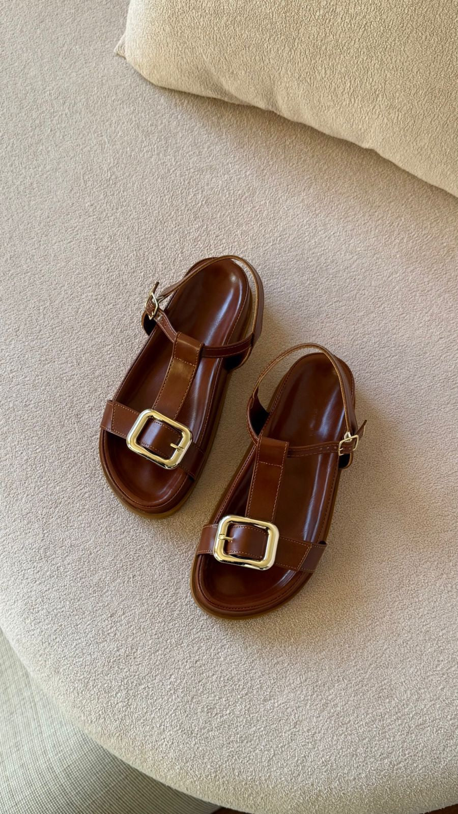 FLAT CLÉO