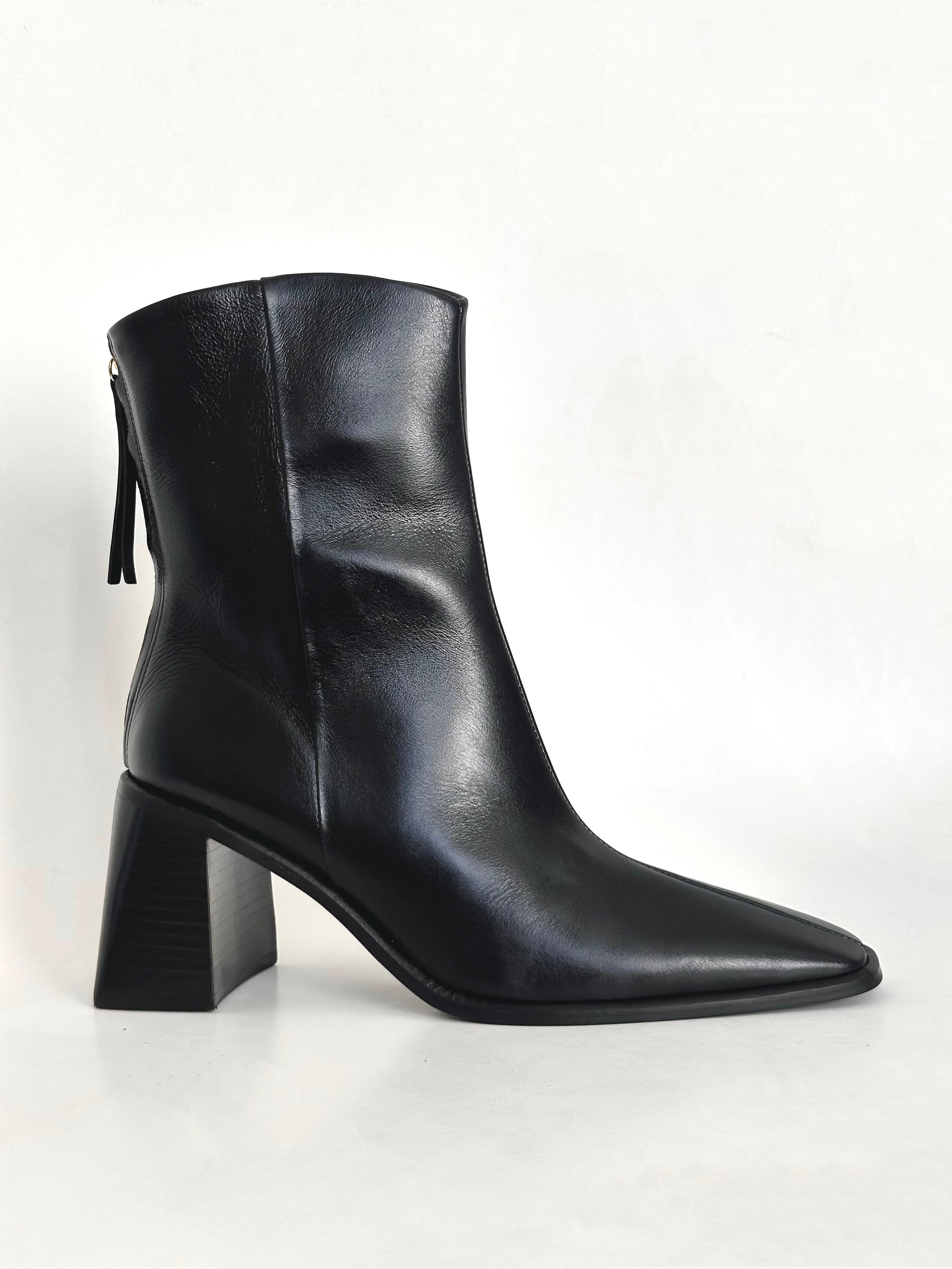 Bota Anne Couro Preta