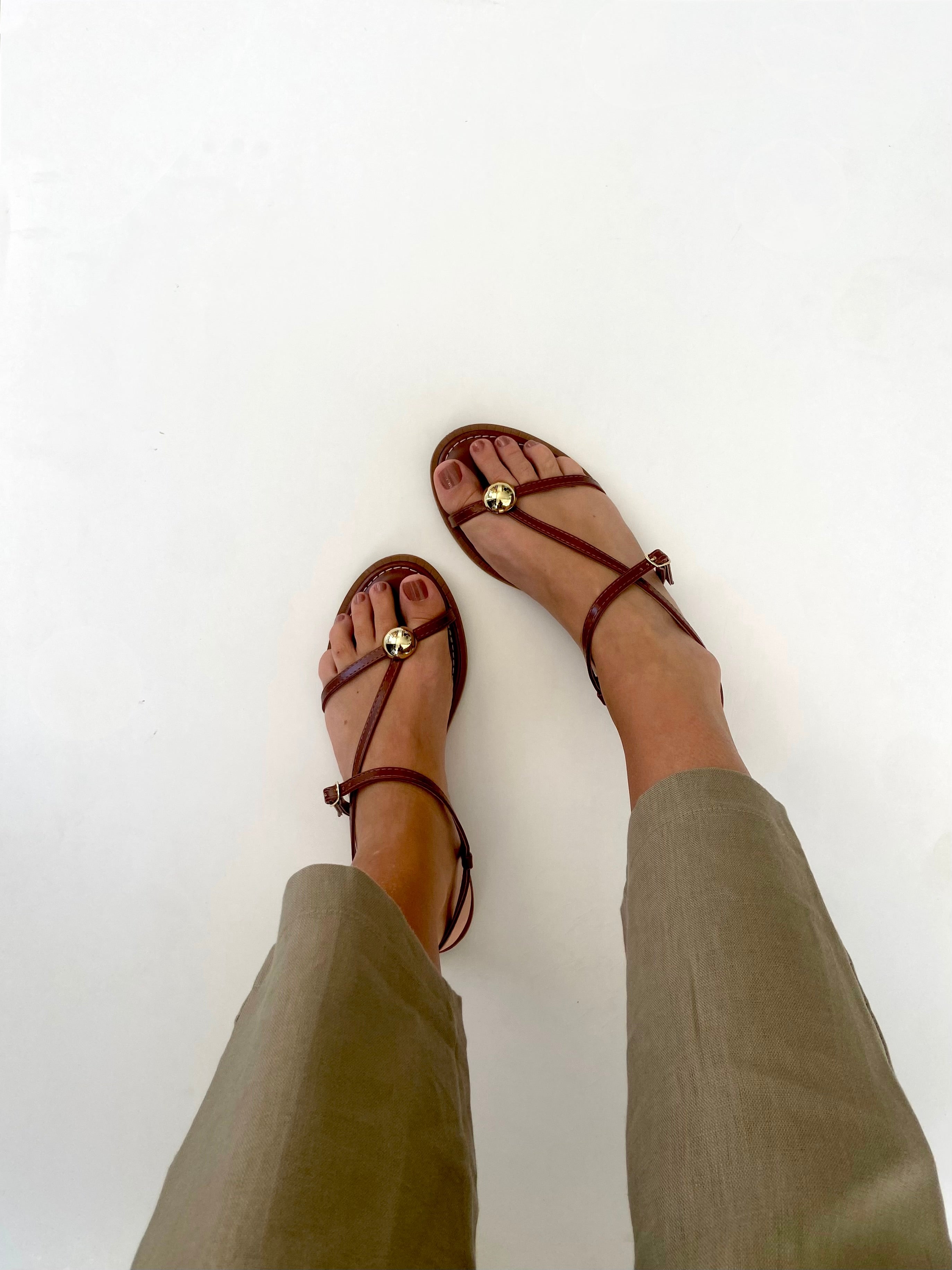 SANDÁLIA RASTEIRA ELYSE CARAMELO