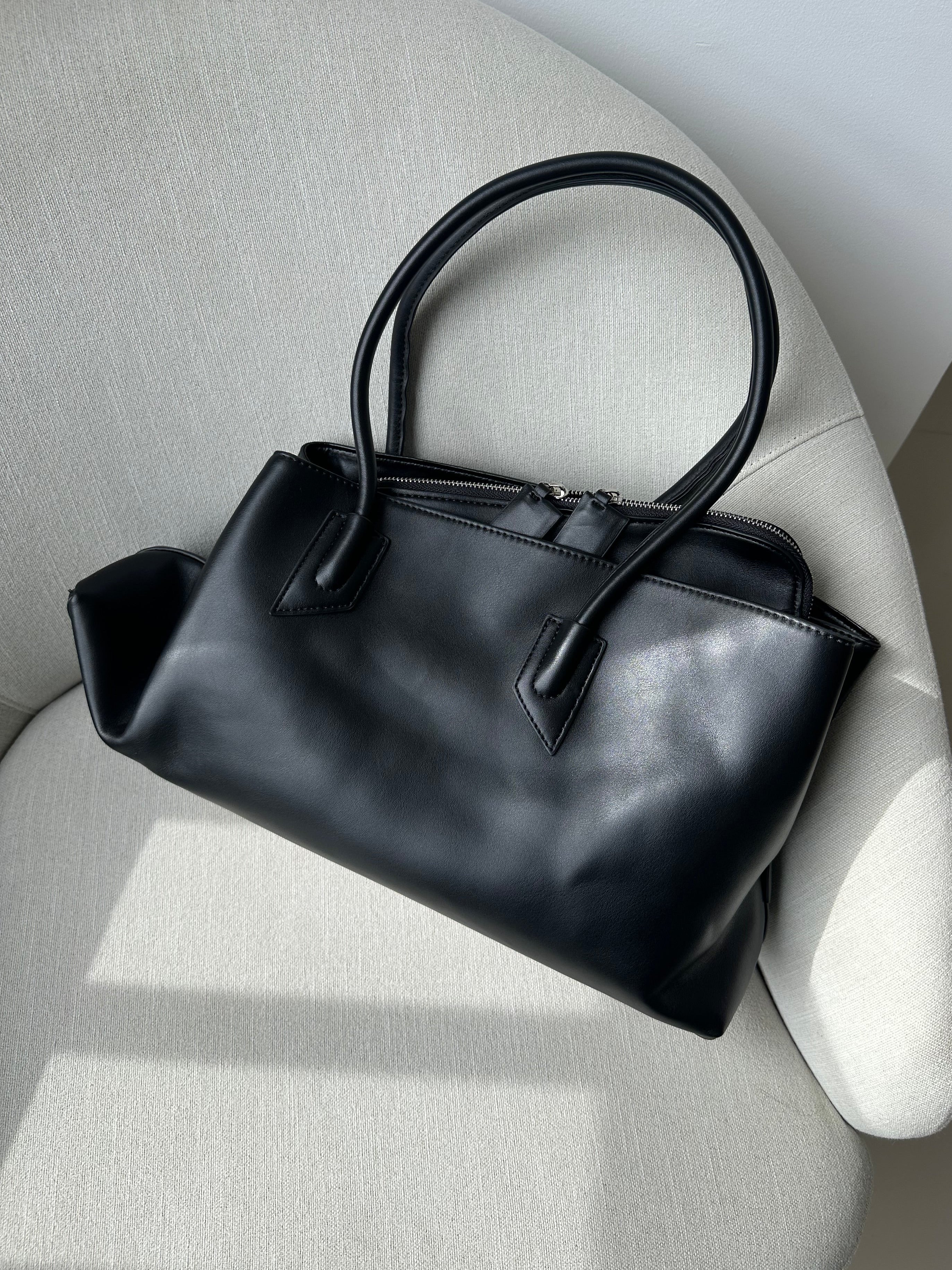 DAKOTA MAXI BAG PRETA
